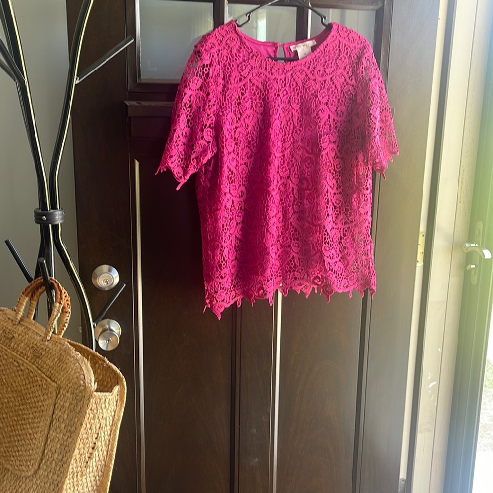 Great condition size L philosophy lace top with underlay